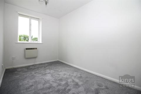 2 bedroom flat to rent, Dadswood, Harlow