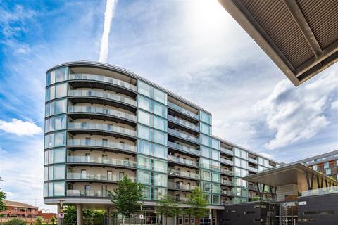 1 bedroom apartment for sale, Station Approach, Hayes UB3