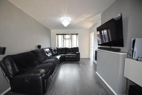 3 bedroom end of terrace house for sale, Collenswood Road, STEVENAGE