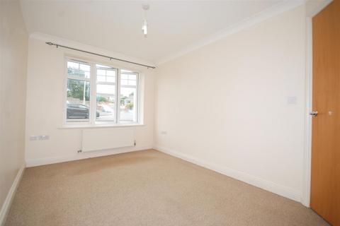 2 bedroom apartment to rent, Clovelly Road, Bideford