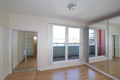 2 bedroom apartment to rent, Silwood Street, Surrey Quays, London