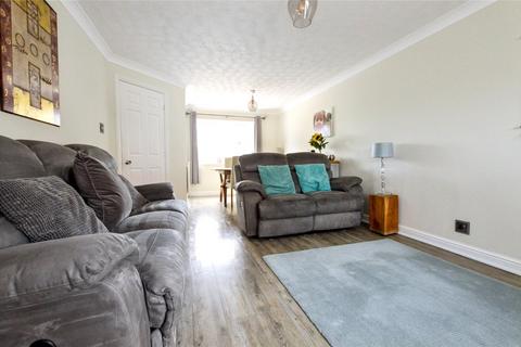 4 bedroom detached house for sale, Oulton Drive, Oulton, Leeds, West Yorkshire