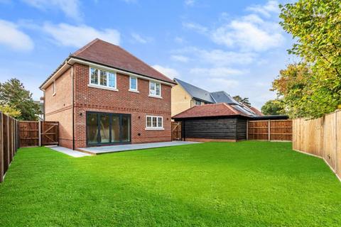 4 bedroom detached house for sale, FIELD WAY, SEND, GU23