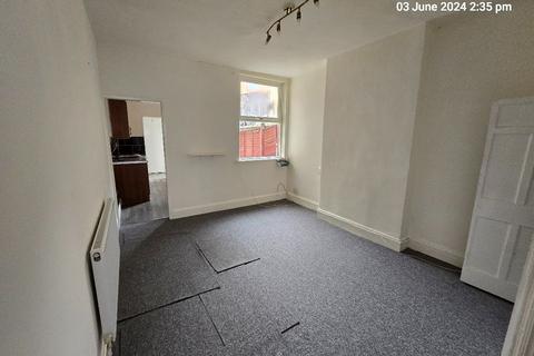 3 bedroom terraced house for sale, Ullswater Street, Leicester