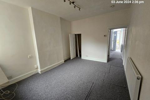 3 bedroom terraced house for sale, Ullswater Street, Leicester