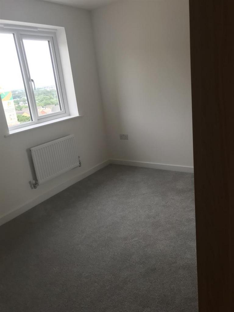 24 tasker Way bed 1.jpg