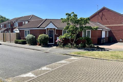 2 bedroom bungalow for sale, Wymondham, Monkston, Milton Keynes