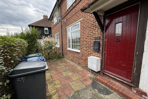 3 bedroom terraced house for sale, Watling Avenue, Edgware