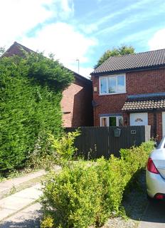 2 bedroom terraced house to rent, Maple Close, Burbage