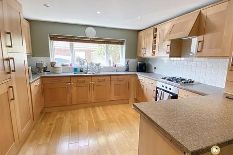 3 bedroom semi-detached house for sale, Chevet Mews, Wakefield WF2