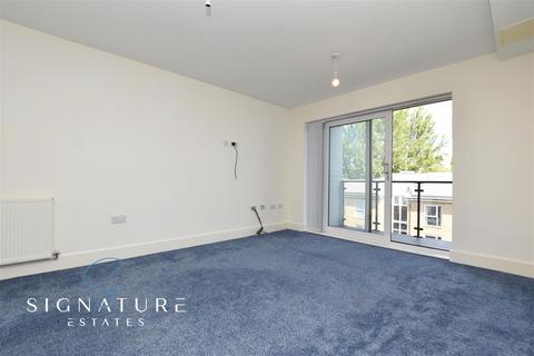 2 bedroom apartment for sale, The Embankment, Nash Mills Wharf, Hemel Hempstead