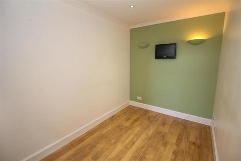 14 Yarrow Terrace, Hawick, TD9 9LL