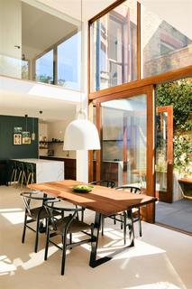 38 Stile Hall Gardens, London, W4 3BU