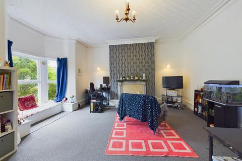 2 bedroom flat for sale, Spring Gardens, Buxton