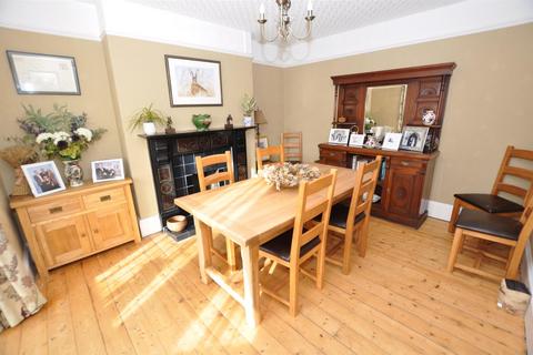 4 bedroom detached house for sale, Pwll Trap, St. Clears, Carmarthen