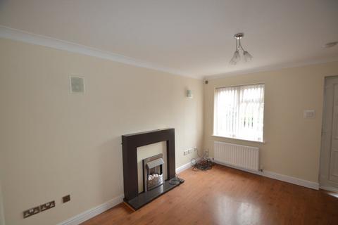 2 bedroom terraced house to rent, Rubens Close, Upper Gornal