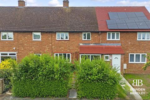 3 bedroom terraced house for sale, Pancroft, Abridge