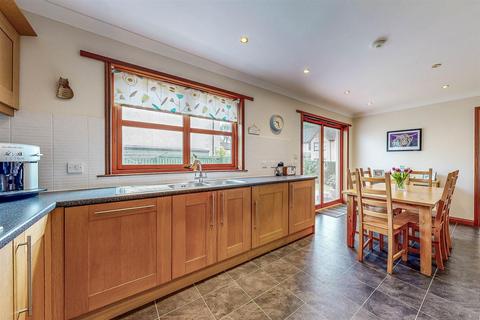 51 Elm Street, Errol, Perth, PH2 7SQ