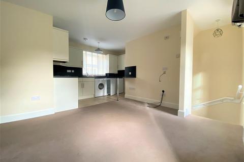 2 bedroom flat to rent, High Street, Auchterarder