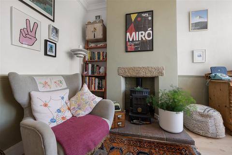 8 All Saints Road, Matlock, DE4 3HW