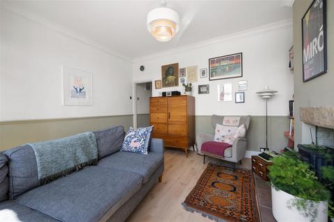 8 All Saints Road, Matlock, DE4 3HW