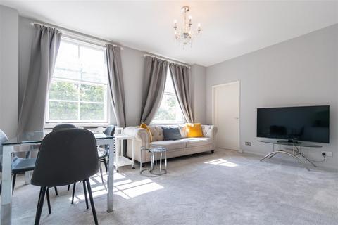 1 bedroom apartment to rent, Avenfield House, Park Lane, Mayfair