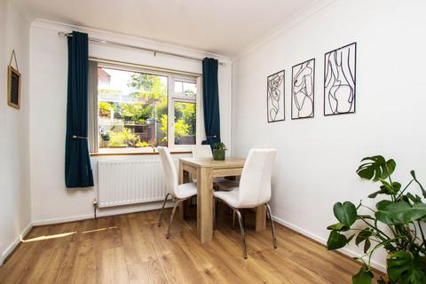 18 Gordon Street, Darwen, BB3 0EB