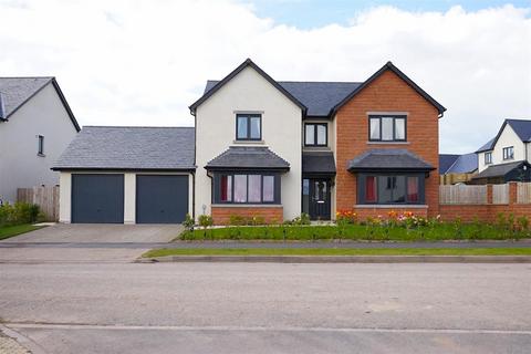 4 bedroom detached house for sale, Freestone Way, Barrow-in-Furness