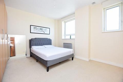 2 bedroom flat to rent, The Pinnacle, High Road, Chadwell Heath, RM6