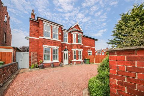 4 bedroom semi-detached house for sale, Cedar Street, Southport PR8