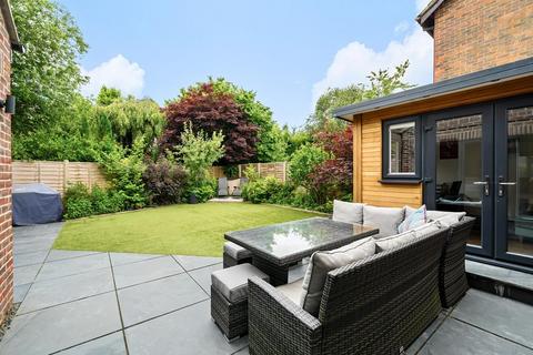 4 bedroom detached house for sale, Meadowcroft Close, Otterbourne, Winchester