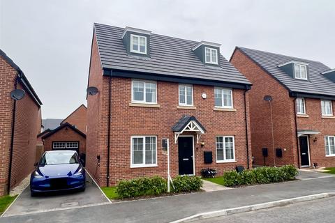 5 bedroom detached house for sale, Devana Gardens, Chester