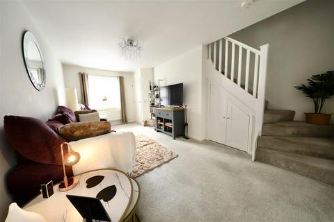 2 bedroom terraced house for sale, Hamlet Drive, Kingswood, Hull