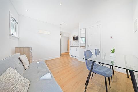 1 bedroom flat to rent, Stanwick Road, London W14