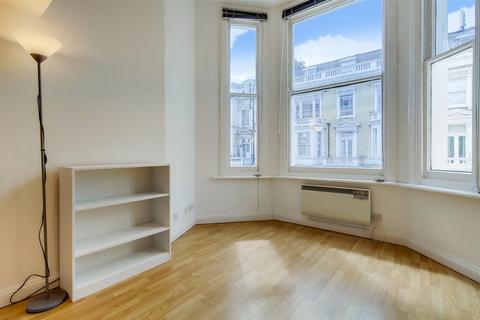 1 bedroom flat to rent, Castletown Road, London W14