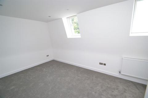 1 bedroom apartment for sale, Watling Street, Radlett