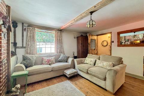 2 bedroom cottage for sale, Maldon Road, Bradwell-On-Sea, Southminster