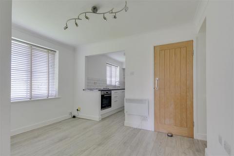 1 bedroom flat for sale, Falklands Road, Burnham-On-Crouch