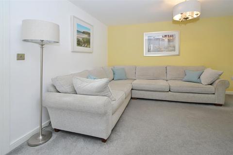 14 Handyside Close, Eccles, Manchester, M30 8EX