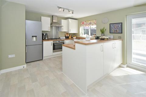 14 Handyside Close, Eccles, Manchester, M30 8EX