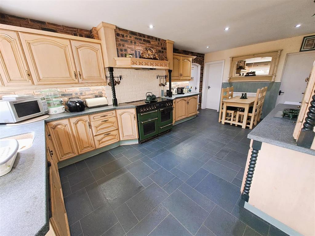 Extended Dining Kitchen