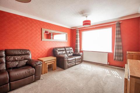 3 bedroom end of terrace house for sale, Nightingale Close, Southend-on-Sea SS2