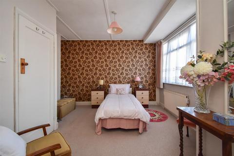 2 bedroom terraced house for sale, Mildenhall Drive, St Leonards-On-Sea