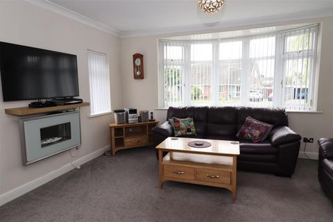 2 bedroom semi-detached bungalow for sale, St. Helens Drive, Welton, Brough