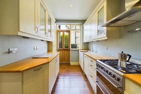 10 Hillcrest, Whitley Bay, NE25 9AD