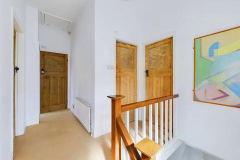 10 Hillcrest, Whitley Bay, NE25 9AD