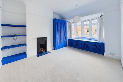10 Hillcrest, Whitley Bay, NE25 9AD