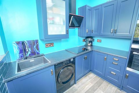 1 Breaktemper, Westhoughton, Bolton, BL5 3TJ