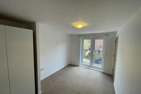 57 Millfield, Neston, CH64 3TF
