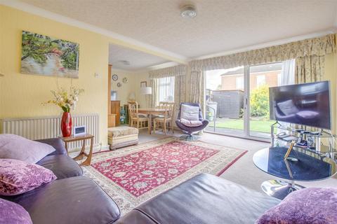 3 bedroom semi-detached house for sale, Bedder Road, High Wycombe HP12